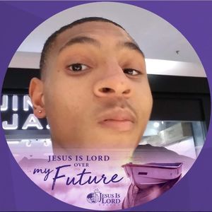 Meet your Posher, Kenyon